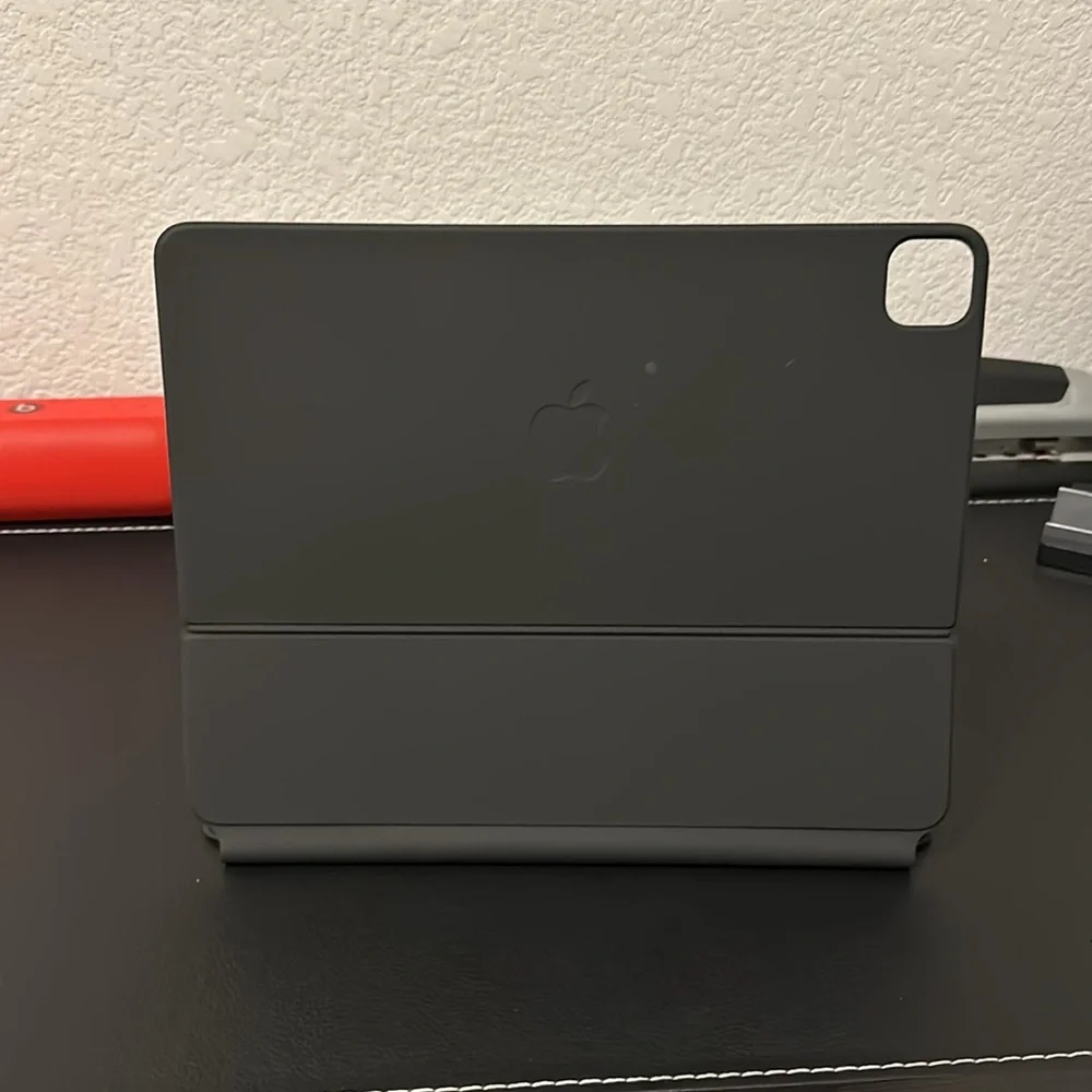 Magic Keyboard